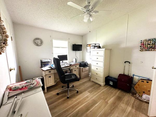 1998 Palm Harbor Manufactured Home
