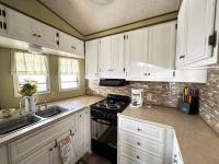 1985 Krop Manufactured Home