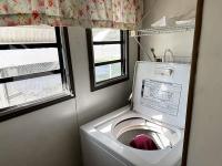 1985 Krop Manufactured Home