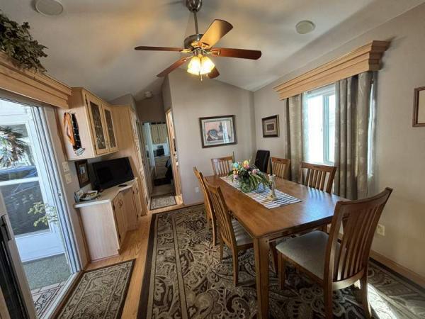 2000 Cavco Manufactured Home
