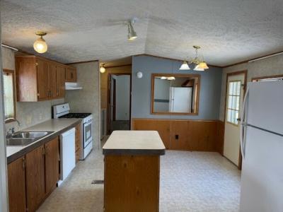 Photo 5 of 12 of home located at 4041 Grange Hall Rd #34 Holly, MI 48442