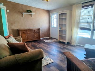 Photo 4 of 16 of home located at 4339 Pond View Drive Fort Wayne, IN 46818