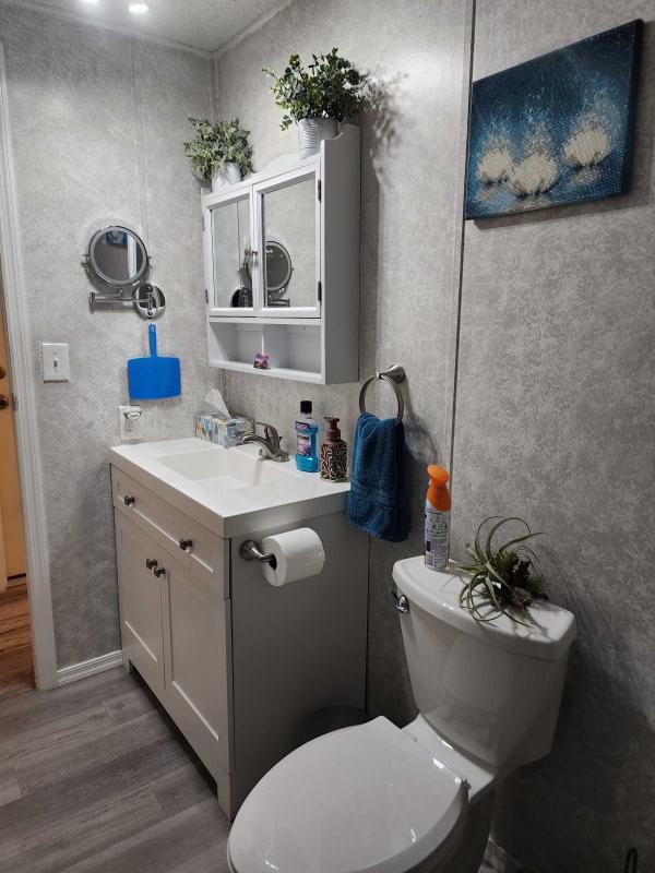 1987 KAUFMAN & BROAD Singlewide Mobile Home