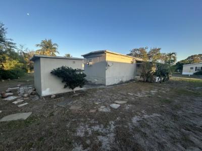 Photo 3 of 11 of home located at 2217 NW 27th Ave Lot 44 Boynton Beach, FL 33436