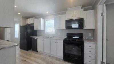 Photo 5 of 23 of home located at 1640 Pennsylvania Avenue #1640 Bismarck, ND 58504