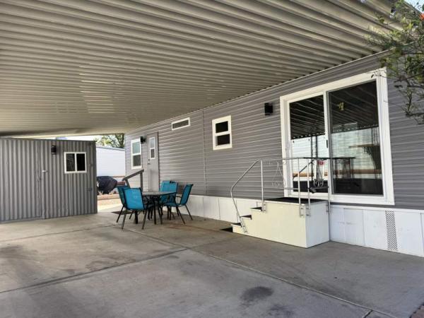 1988 Schult Manufactured Home