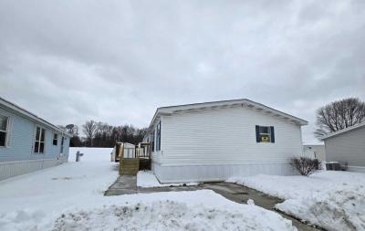 Mobile Home at 40 Almond Wixom, MI 48393