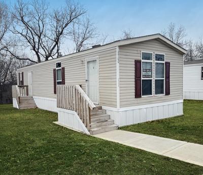 Mobile Home at 2700 S 71st Dr Lot 111 Kansas City, KS 66106