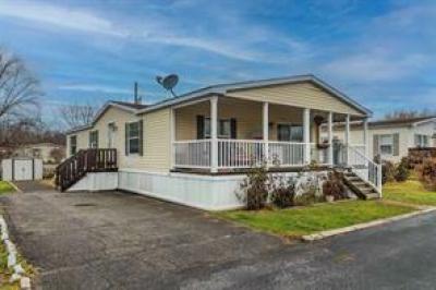 Mobile Home at 8 Park Circle Washingtonville, NY 10992