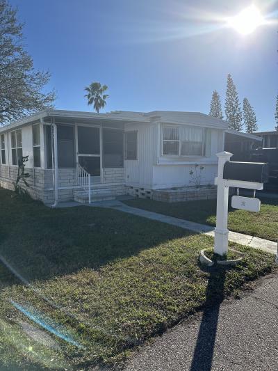 Photo 1 of 8 of home located at 12840 Seminole Blvd. Lot 38 Largo, FL 33778