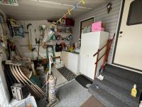 1990 Oakwood Mobile Home