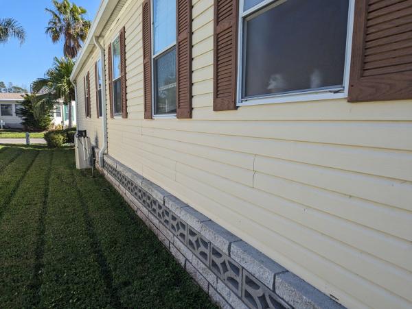 2000 Homes Of Merit 1234 Mobile Home