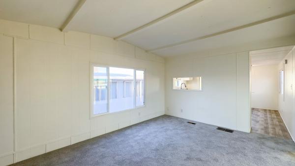 1985 Skyline KLW1401SA Mobile Home