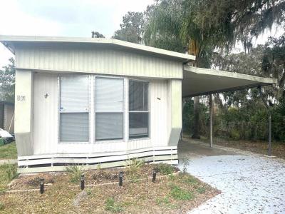 Mobile Home at 801 Michigan Street Wildwood, FL 34785