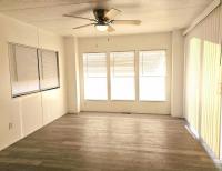 1986 Oak Park Mobile Home