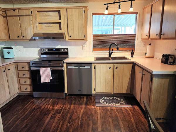 1994 PALM HARBOR PHOENICIAN Mobile Home