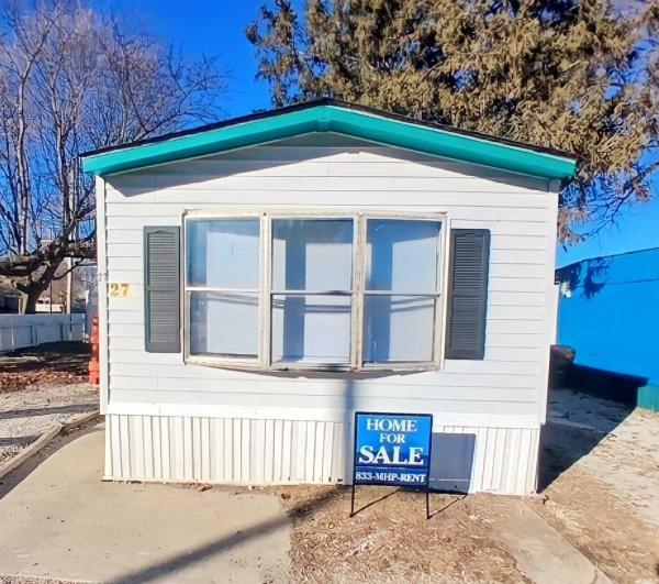 Photo 1 of 2 of home located at 27 Mahoning Ave Rantoul, IL 61866