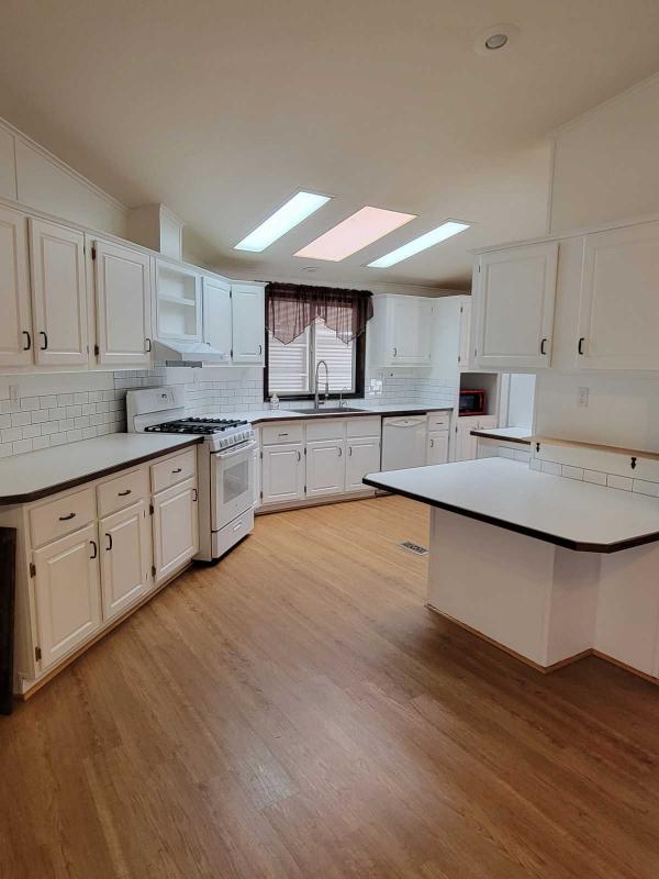 1996 Palm Harbor Mobile Home