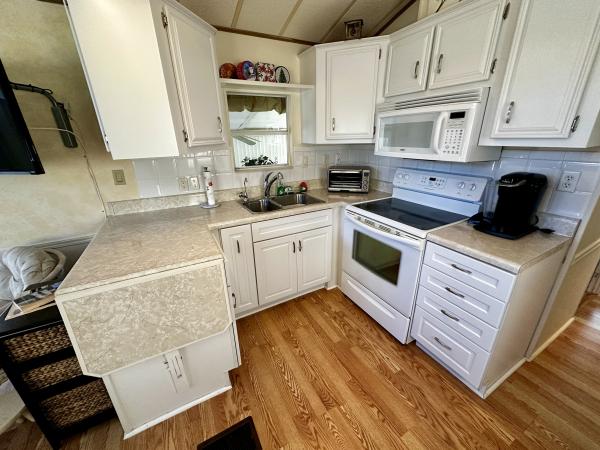 1990 Mobile Home