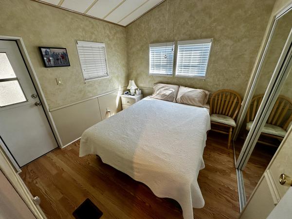 1990 Mobile Home