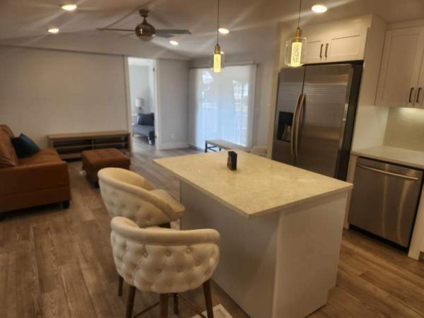 1986 CLAR Manufactured Home