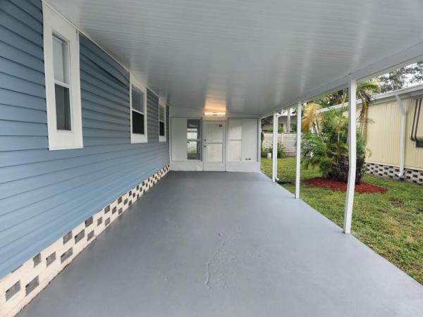 1986 CLAR Manufactured Home