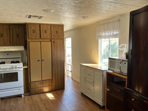 1972 No Manufactured Home