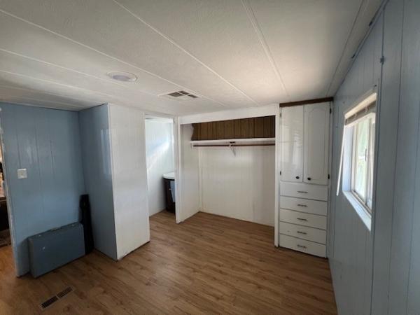 1972 No Manufactured Home