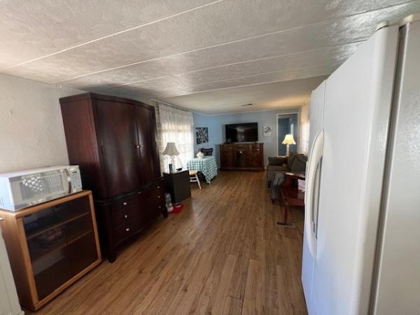 1972 No Manufactured Home