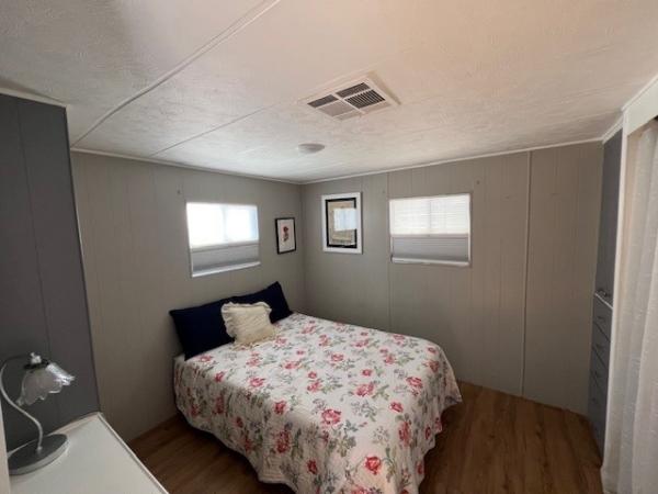 1972 No Manufactured Home