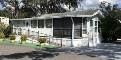 Photo 2 of 10 of home located at 37539 Bingo Blvd Zephyrhills, FL 33541