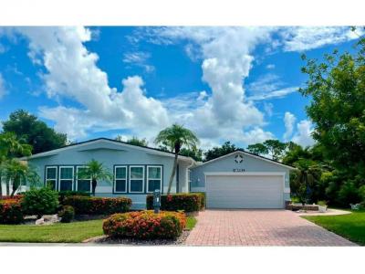 Mobile Home at 18552 Avenida Escorial North Fort Myers, FL 33903