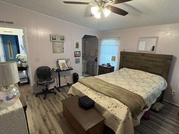 1988 Fleetwood 2 Mobile Home