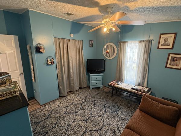 1988 Fleetwood 2 Mobile Home
