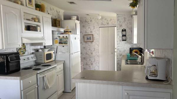 2001 Palm Harbor Manufactured Home