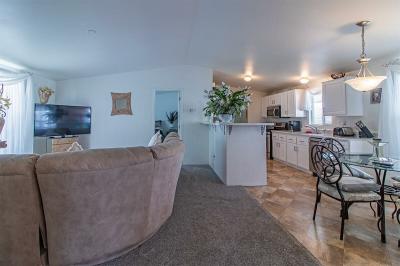 Photo 4 of 23 of home located at 8122 W. Flamingo Rd. Las Vegas, NV 89147