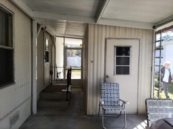 1986 Champion Manufactured Home