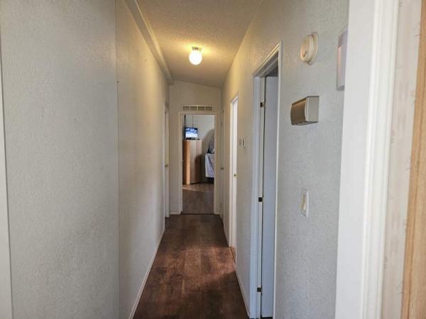 1992 Schult Manufactured Home