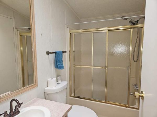 1992 Schult Manufactured Home