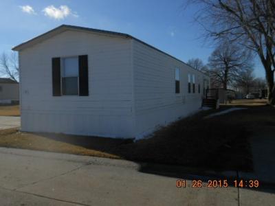 Mobile Home at 2305 E 19th Street N #A03 Newton, IA 50208