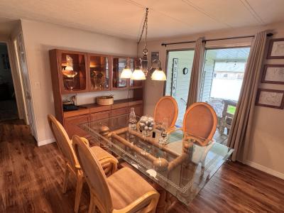 Photo 4 of 11 of home located at 66020 London Rd. Pinellas Park, FL 33782