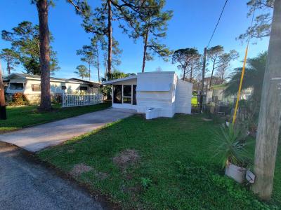 Mobile Home at 10404 Hwy 27 Lot A15 Frostproof, FL 33843