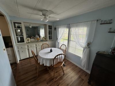 Photo 5 of 11 of home located at 66020 London Rd. Pinellas Park, FL 33782