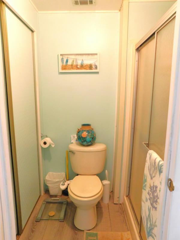 1986 VICT  Home