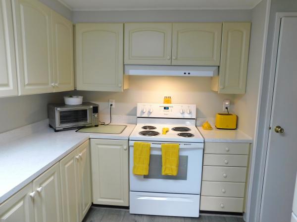 1986 VICT  Home