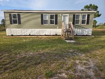 Mobile Home at 18081 NW 300th St Okeechobee, FL 34972