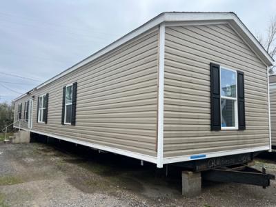 Mobile Home at 1111 Florida Ave. SW Denham Springs, LA 70726