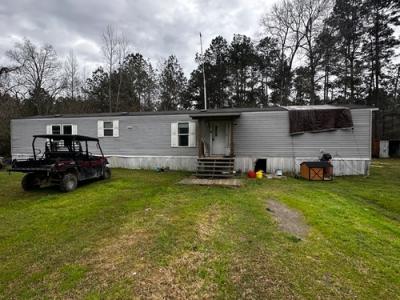 Mobile Home at 16848 Bluebird Drive Thicket, TX 77374