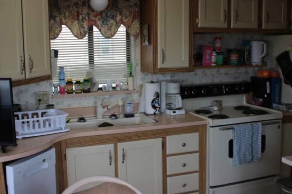 1989 Suncrest Manufactured Home