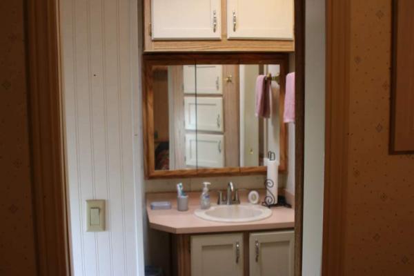 1989 Suncrest Manufactured Home